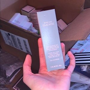 mary kay age minimize 3D day cream (spf 30)